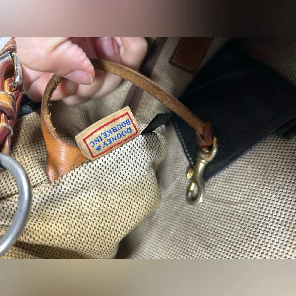 Vintage Dooney & Bourke Black Pebbled All Weather Leather Hobo Shoulder Handbag - Picture 12 of 14